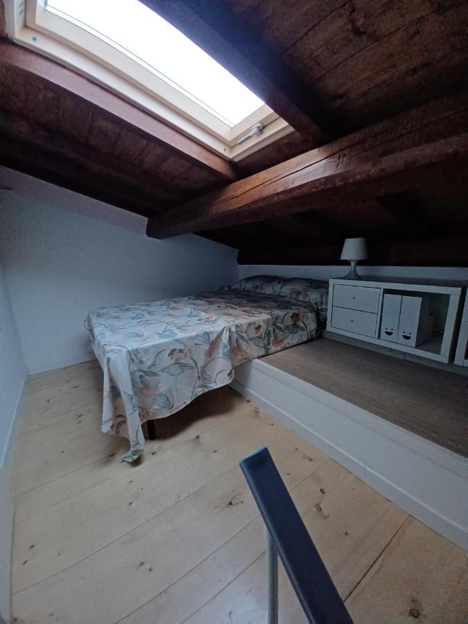 Casa Vacanze L'Acquerello Lari Екстер'єр фото